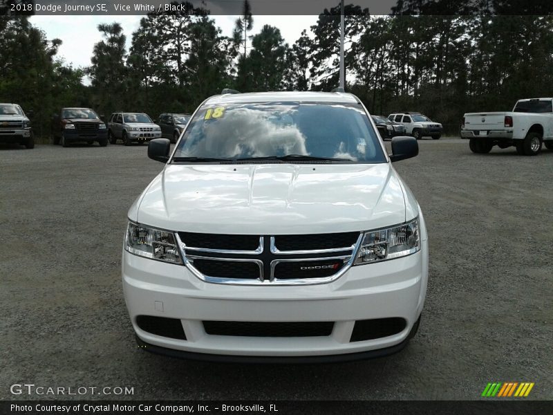Vice White / Black 2018 Dodge Journey SE