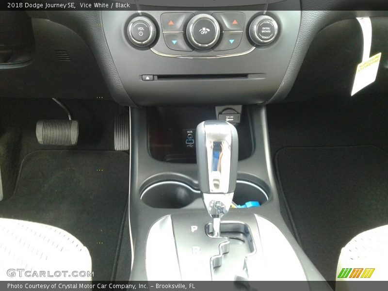 Vice White / Black 2018 Dodge Journey SE