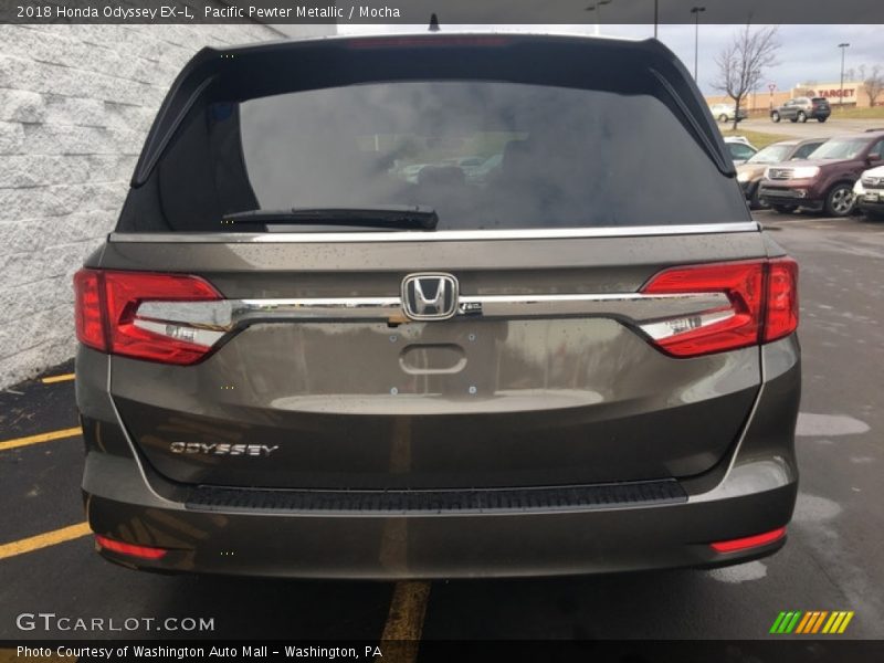 Pacific Pewter Metallic / Mocha 2018 Honda Odyssey EX-L