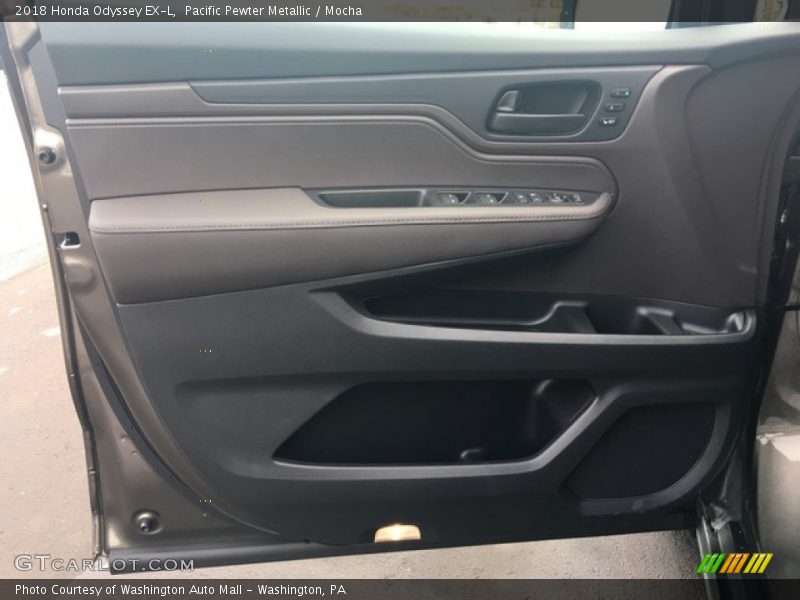 Pacific Pewter Metallic / Mocha 2018 Honda Odyssey EX-L