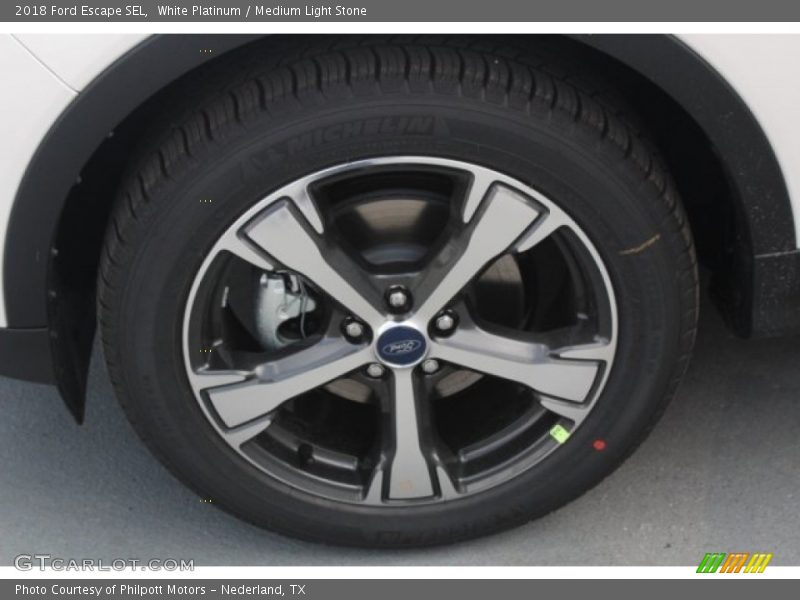 White Platinum / Medium Light Stone 2018 Ford Escape SEL
