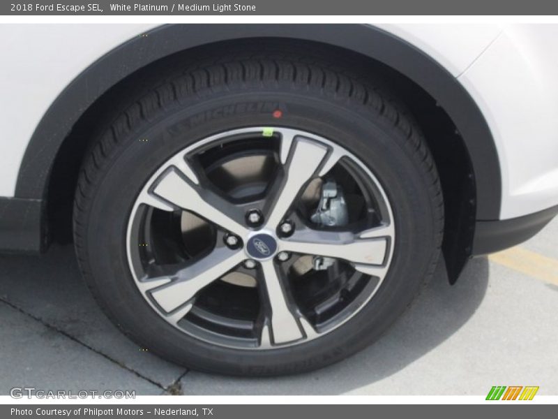 White Platinum / Medium Light Stone 2018 Ford Escape SEL