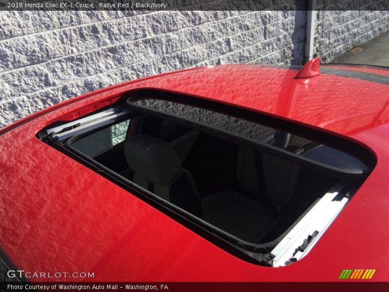 Rallye Red / Black/Ivory 2018 Honda Civic EX-L Coupe