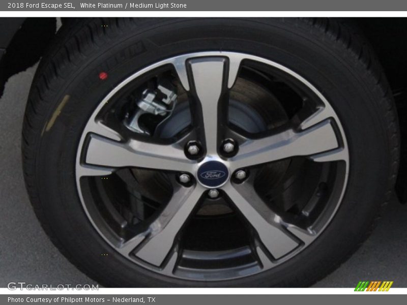 White Platinum / Medium Light Stone 2018 Ford Escape SEL