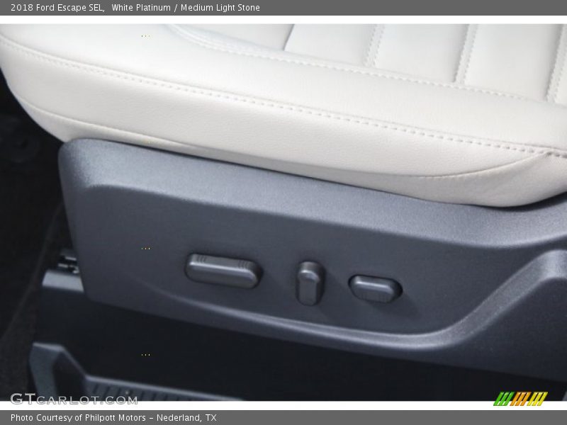 White Platinum / Medium Light Stone 2018 Ford Escape SEL