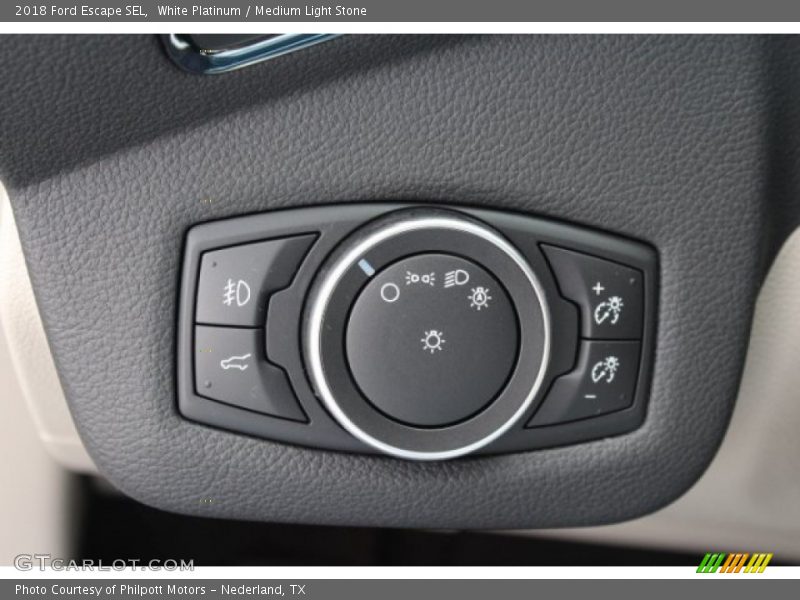 White Platinum / Medium Light Stone 2018 Ford Escape SEL