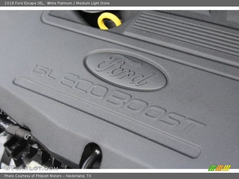 White Platinum / Medium Light Stone 2018 Ford Escape SEL