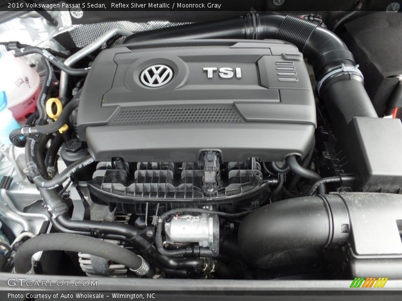 Reflex Silver Metallic / Moonrock Gray 2016 Volkswagen Passat S Sedan