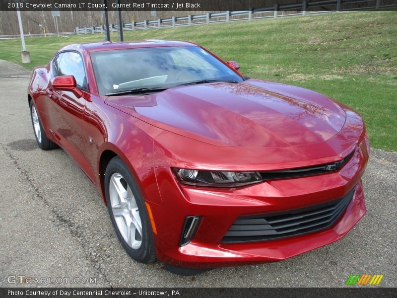 Front 3/4 View of 2018 Camaro LT Coupe
