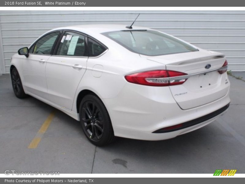 White Platinum / Ebony 2018 Ford Fusion SE