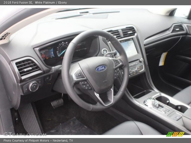 White Platinum / Ebony 2018 Ford Fusion SE