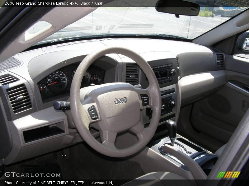 Black / Khaki 2006 Jeep Grand Cherokee Laredo 4x4