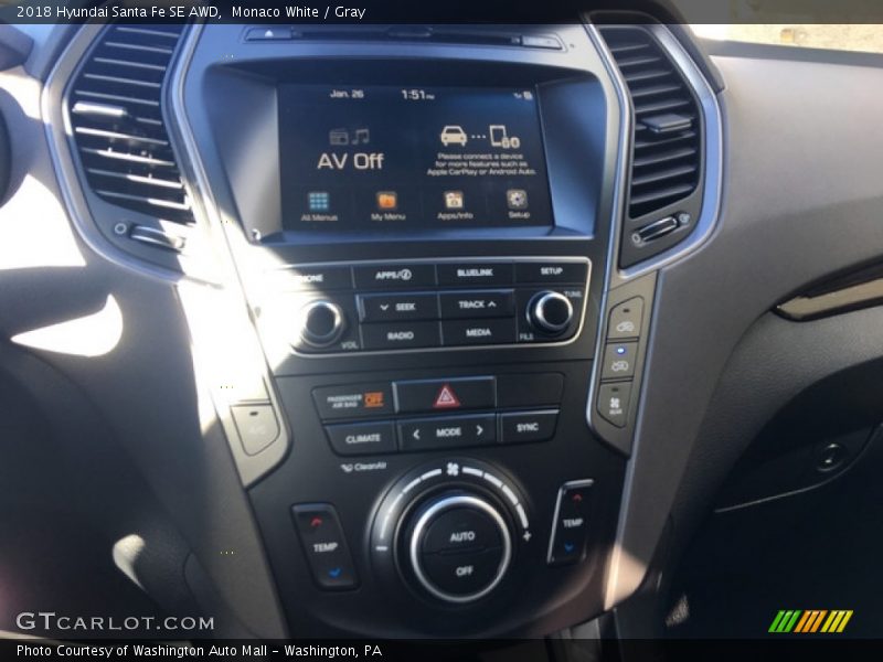 Monaco White / Gray 2018 Hyundai Santa Fe SE AWD