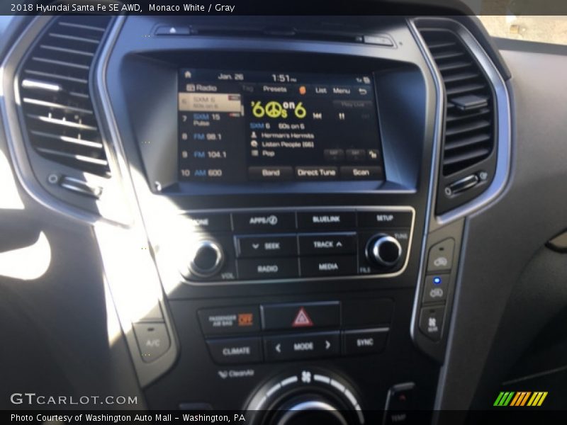 Monaco White / Gray 2018 Hyundai Santa Fe SE AWD
