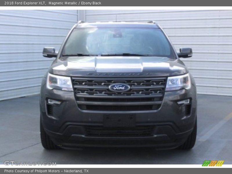 Magnetic Metallic / Ebony Black 2018 Ford Explorer XLT