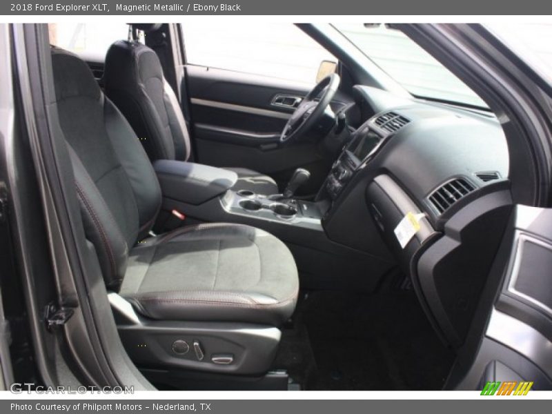 Magnetic Metallic / Ebony Black 2018 Ford Explorer XLT