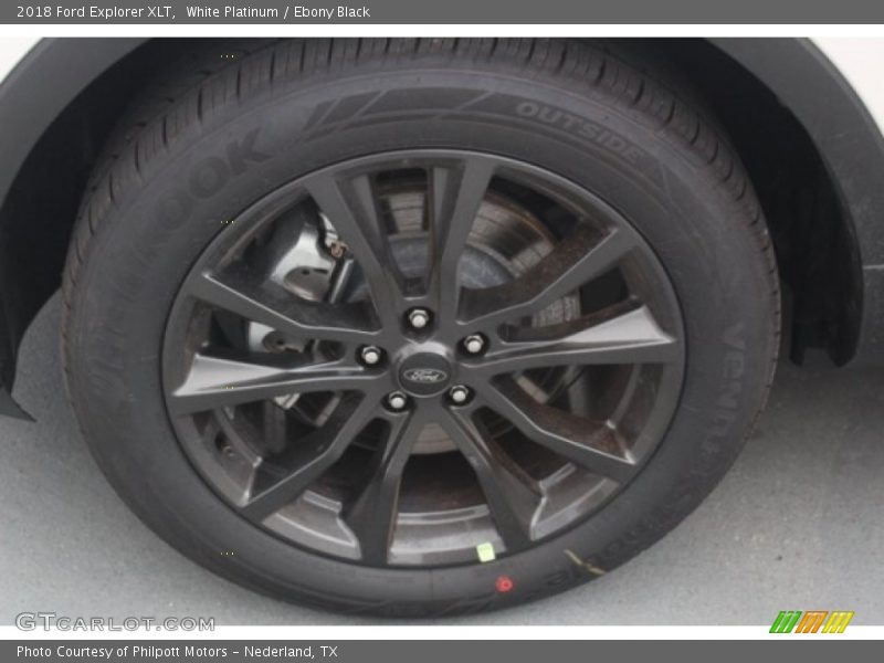White Platinum / Ebony Black 2018 Ford Explorer XLT