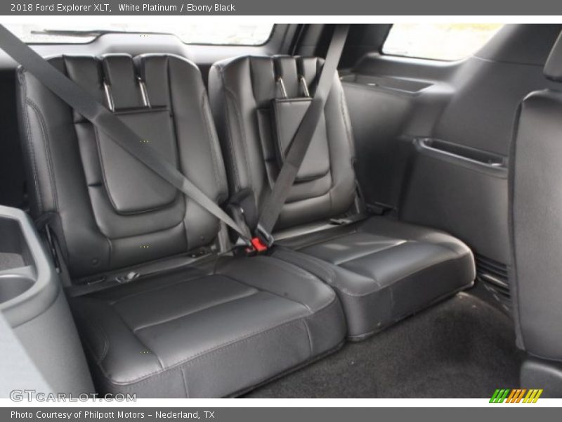 White Platinum / Ebony Black 2018 Ford Explorer XLT