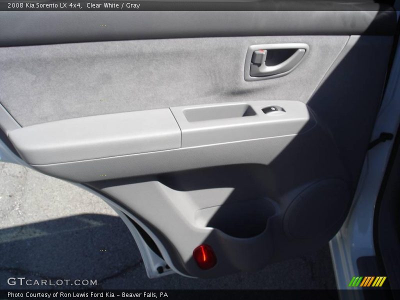 Clear White / Gray 2008 Kia Sorento LX 4x4