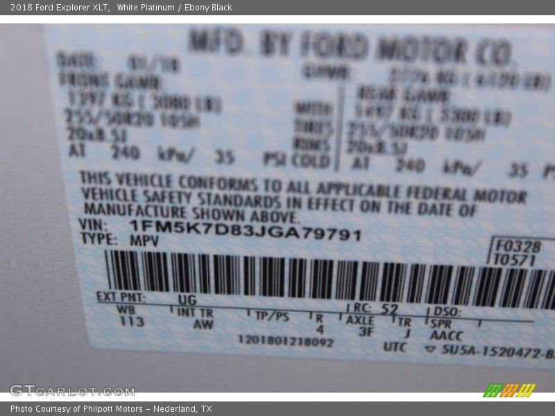 White Platinum / Ebony Black 2018 Ford Explorer XLT