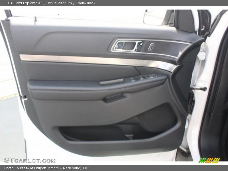 White Platinum / Ebony Black 2018 Ford Explorer XLT