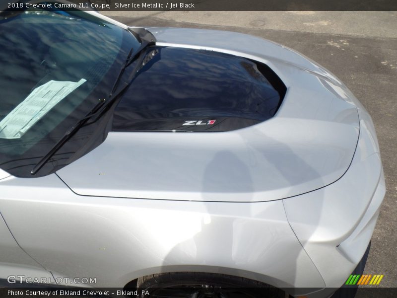 Silver Ice Metallic / Jet Black 2018 Chevrolet Camaro ZL1 Coupe