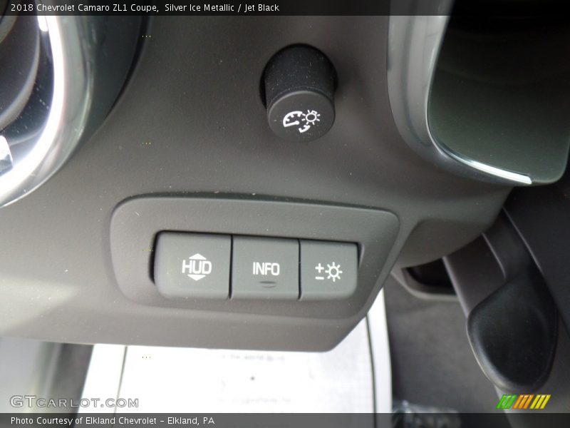 Controls of 2018 Camaro ZL1 Coupe