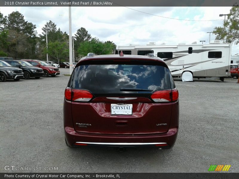 Velvet Red Pearl / Black/Alloy 2018 Chrysler Pacifica Limited