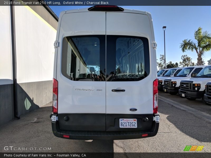 Oxford White / Charcoal Black 2018 Ford Transit Van 250 HR Long