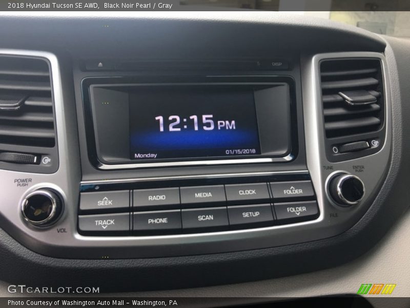 Black Noir Pearl / Gray 2018 Hyundai Tucson SE AWD