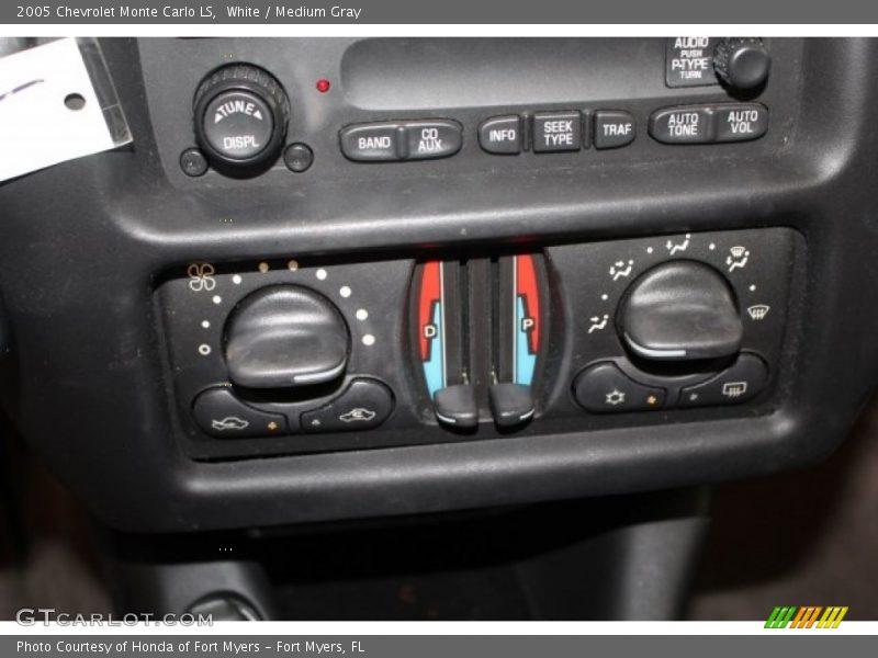 White / Medium Gray 2005 Chevrolet Monte Carlo LS
