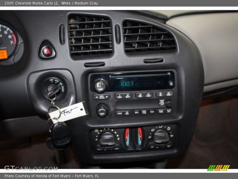 White / Medium Gray 2005 Chevrolet Monte Carlo LS