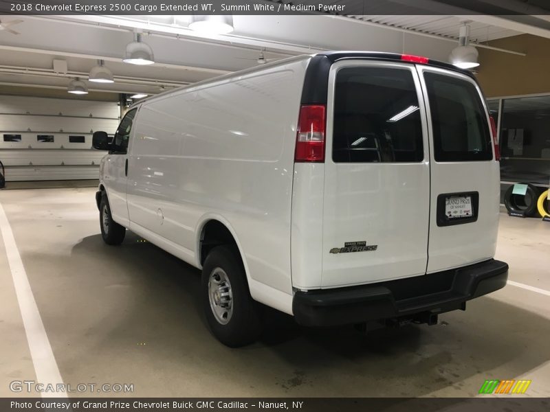 Summit White / Medium Pewter 2018 Chevrolet Express 2500 Cargo Extended WT