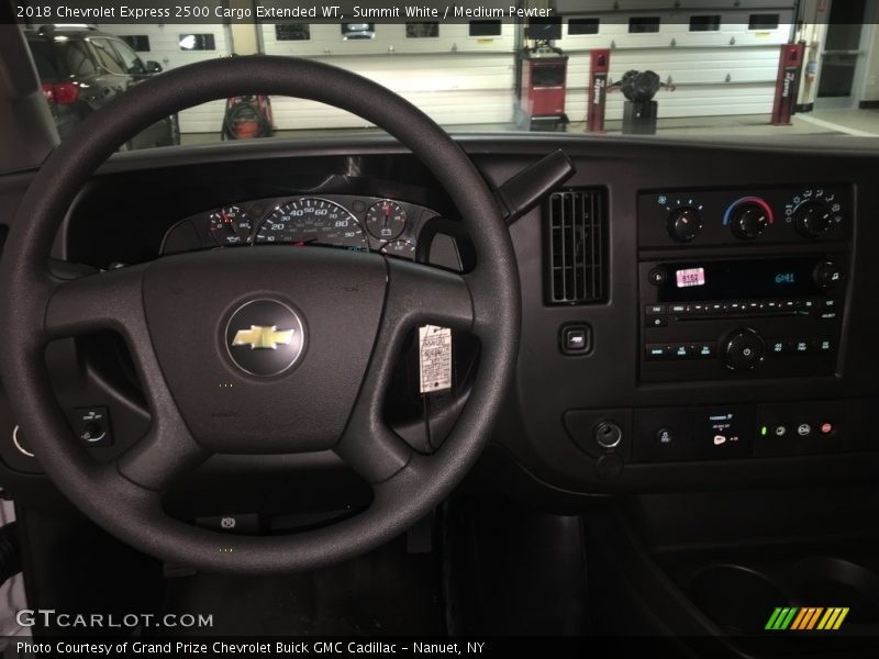Summit White / Medium Pewter 2018 Chevrolet Express 2500 Cargo Extended WT