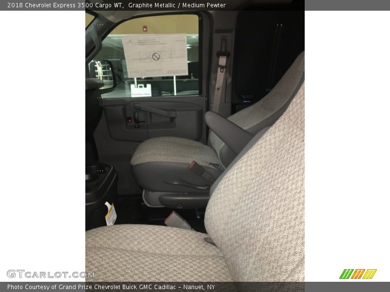 Graphite Metallic / Medium Pewter 2018 Chevrolet Express 3500 Cargo WT