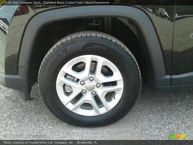 Diamond Black Crystal Pearl / Black/Sandstorm 2018 Jeep Compass Sport