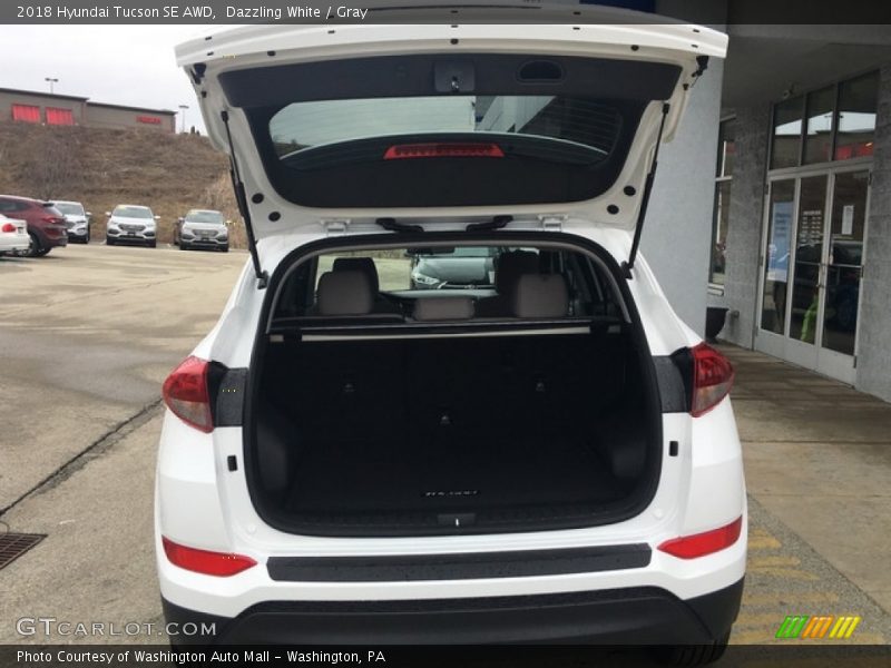 Dazzling White / Gray 2018 Hyundai Tucson SE AWD