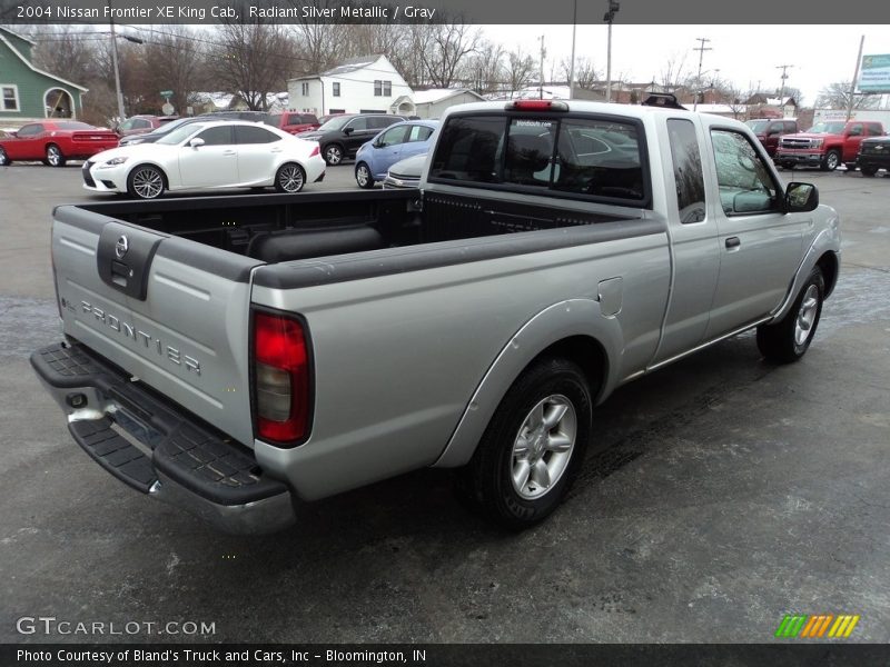 Radiant Silver Metallic / Gray 2004 Nissan Frontier XE King Cab
