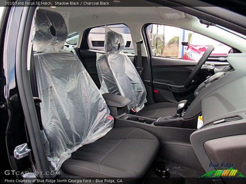 Shadow Black / Charcoal Black 2018 Ford Focus SE Hatch