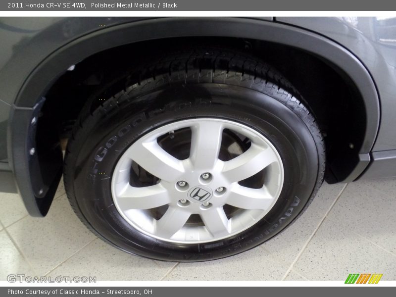 Polished Metal Metallic / Black 2011 Honda CR-V SE 4WD