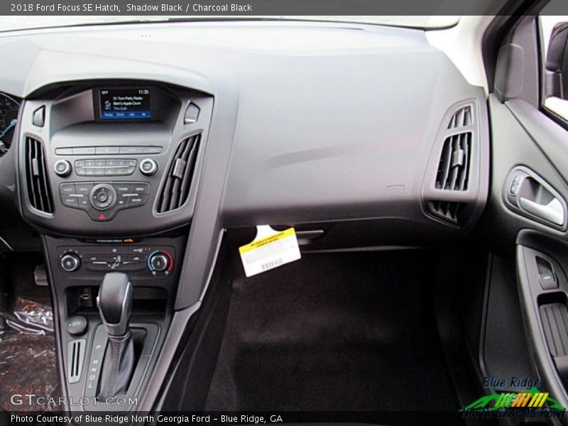 Shadow Black / Charcoal Black 2018 Ford Focus SE Hatch