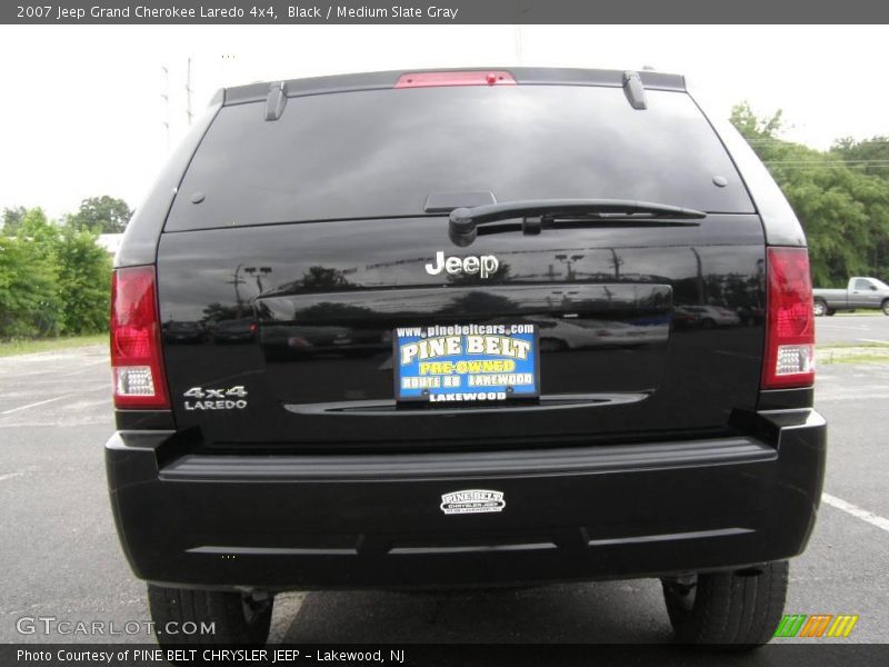 Black / Medium Slate Gray 2007 Jeep Grand Cherokee Laredo 4x4