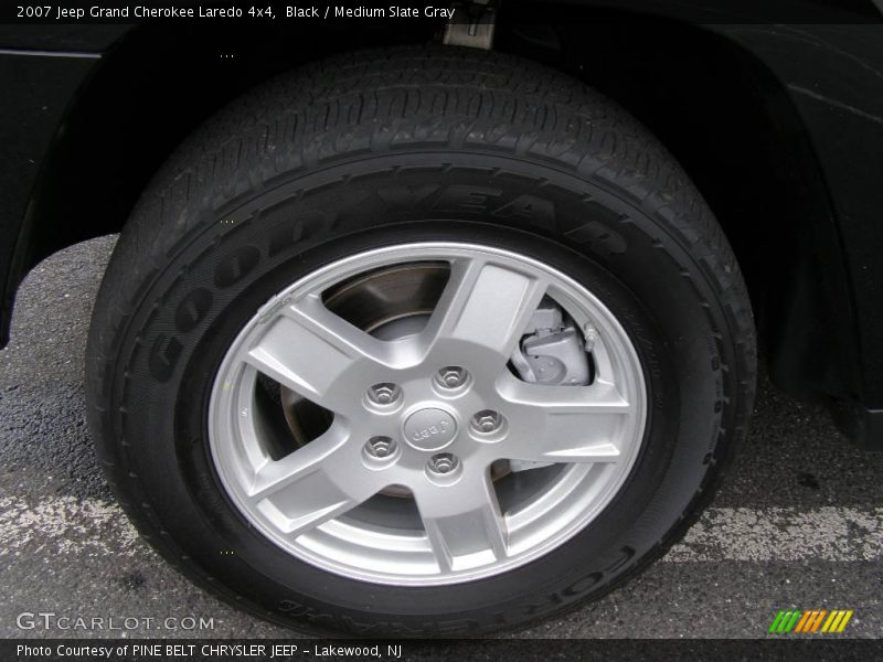 Black / Medium Slate Gray 2007 Jeep Grand Cherokee Laredo 4x4