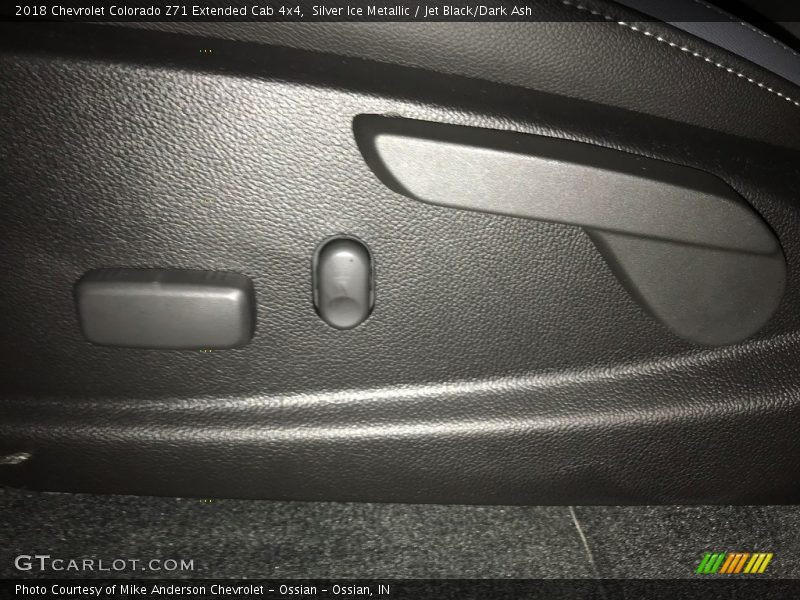 Silver Ice Metallic / Jet Black/Dark Ash 2018 Chevrolet Colorado Z71 Extended Cab 4x4