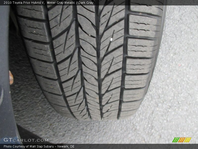 Winter Gray Metallic / Dark Gray 2010 Toyota Prius Hybrid V