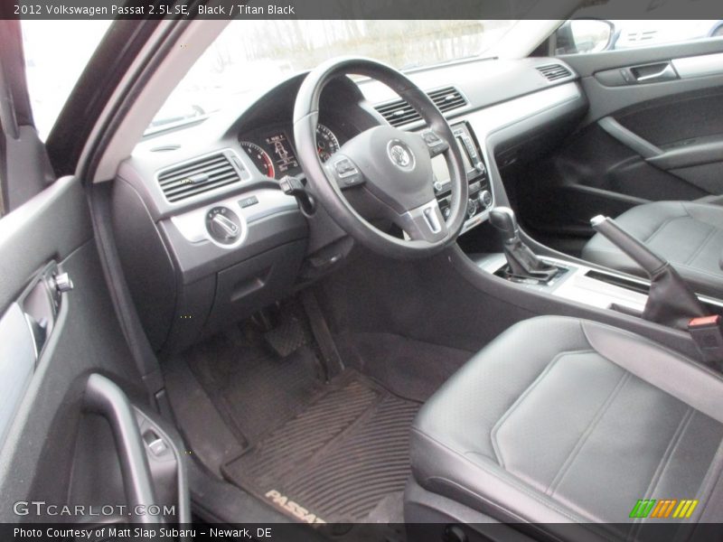 Black / Titan Black 2012 Volkswagen Passat 2.5L SE