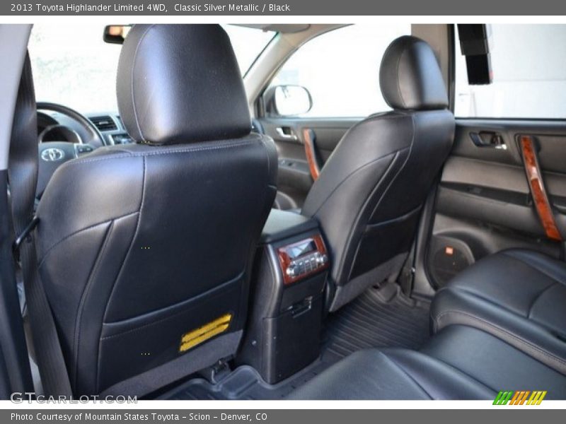 Classic Silver Metallic / Black 2013 Toyota Highlander Limited 4WD