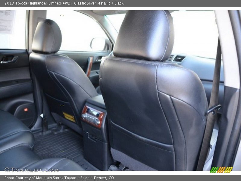 Classic Silver Metallic / Black 2013 Toyota Highlander Limited 4WD