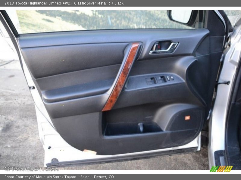 Classic Silver Metallic / Black 2013 Toyota Highlander Limited 4WD