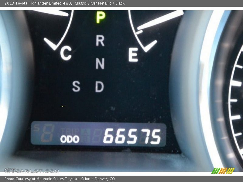 Classic Silver Metallic / Black 2013 Toyota Highlander Limited 4WD